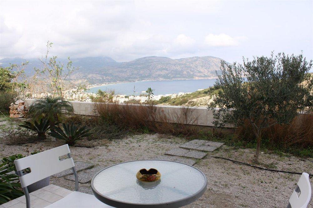 Renata's Villas Karpathos Esterno foto