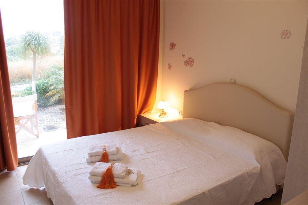 Renata's Villas Karpathos Esterno foto