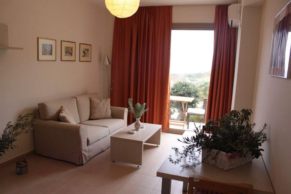 Renata's Villas Karpathos Esterno foto